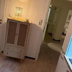 R Apartament