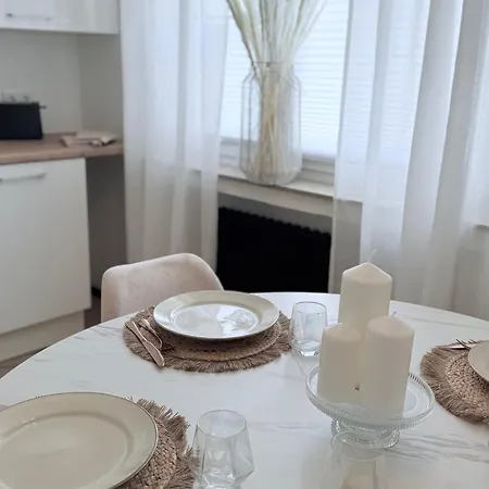 Apartment R